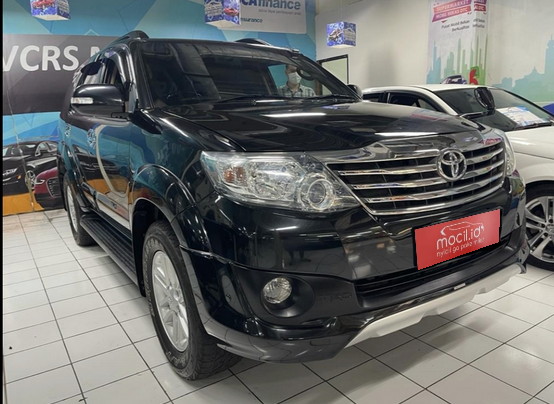 TOYOTA FORTUNER 2.7L G LUX BENSIN AT 2012
