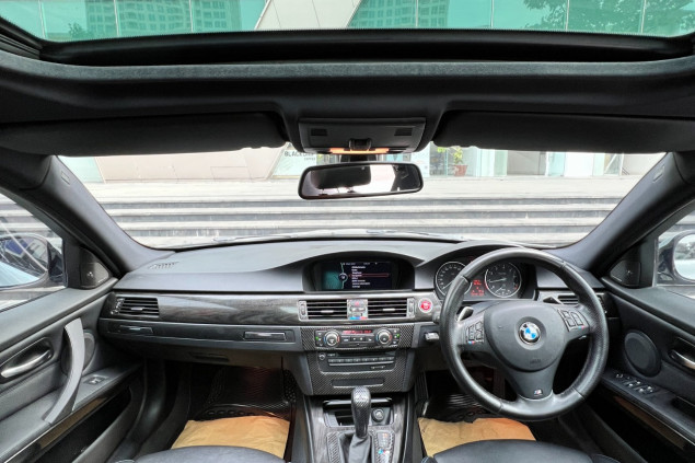 BMW SERIE 3 E90 325I AT 2012