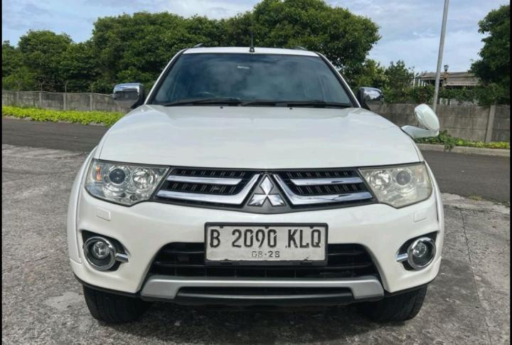 Mitsubishi Pajero Sport 2.4L Dakar 4x2 Automatic 2014