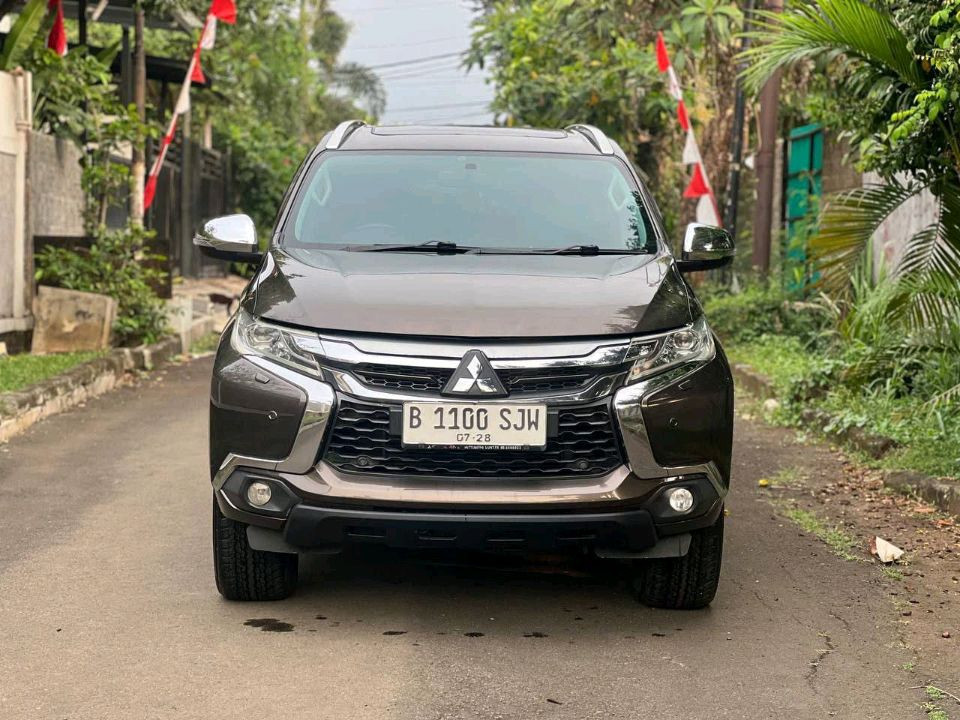Mitsubishi Pajero Sport 2.4L Dakar 4x2 Automatic 2018