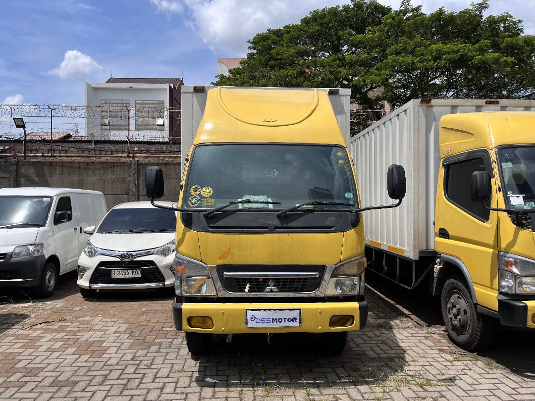 Mitsubishi Colt Diesel FE 74L Box Besi (MT) 2021
