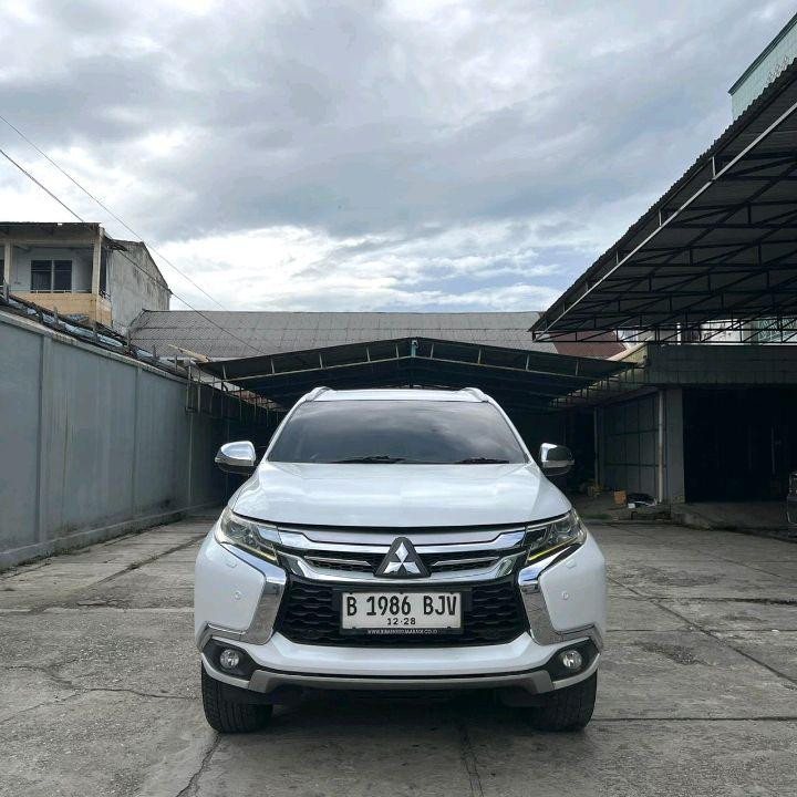 Mitsubishi Pajero Sport 2.4L Dakar 4x2 Automatic 2018