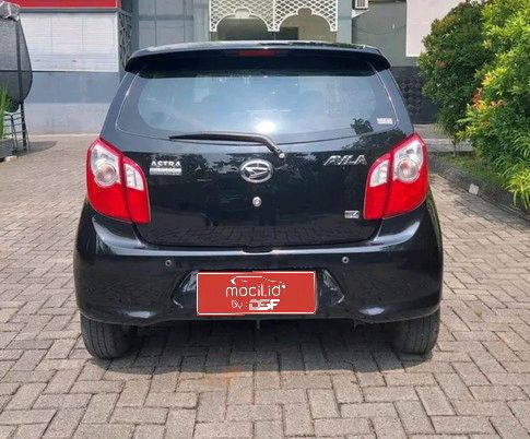 Daihatsu Ayla 1.0L X Manual 2015