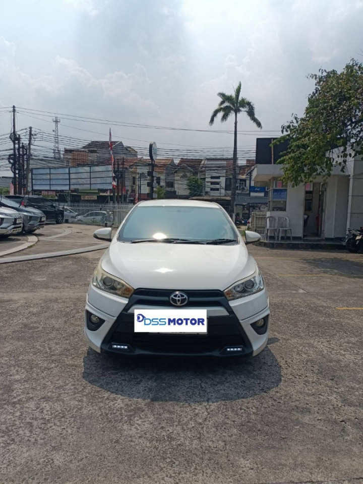 TOYOTA YARIS 1.5L S TRD AT 2015