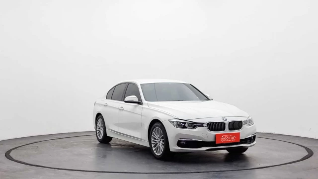 BMW SERIE 3 2.0L LUXURY AT 2018