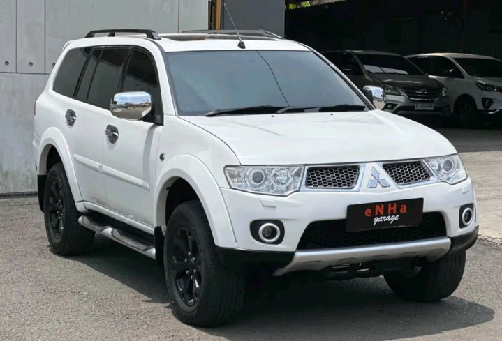 Mitsubishi Pajero Sport 2.5L GLX 4x4 Automatic 2012