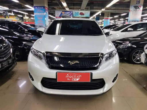 TOYOTA HARRIER 2.0L AT 2015