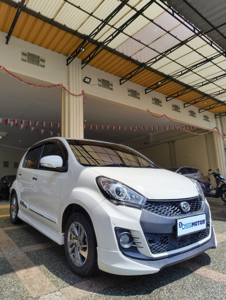 DAIHATSU SIRION 1.3 RS MT 2016