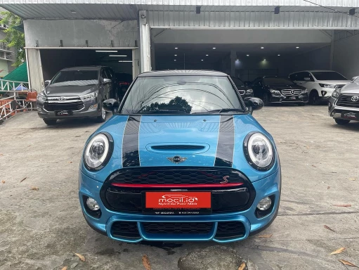 MINI COOPER F56 2.0L S RED HOT JCW PACKAGE AT 2015