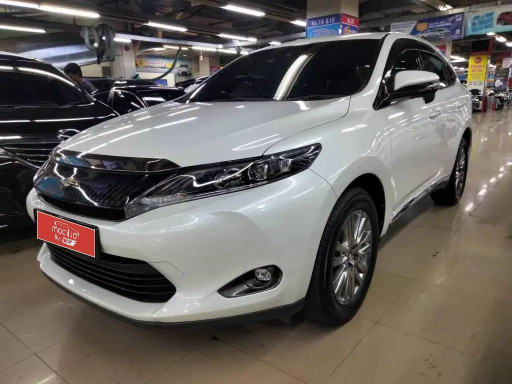 TOYOTA HARRIER 2.0L AT 2015