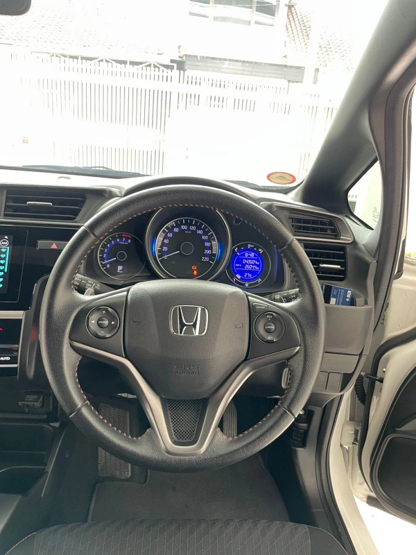 HONDA JAZZ 1.5L RS AT 2018