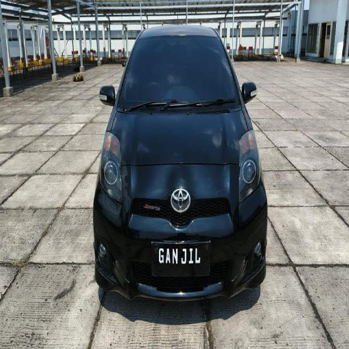 Toyota Yaris 1.5L E Automatic 2012