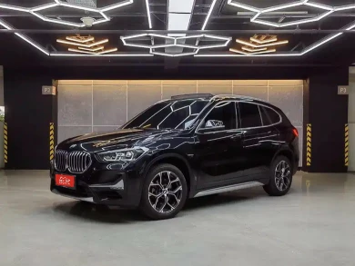 BMW X1 sDRIVE18i xLINE AT 2021