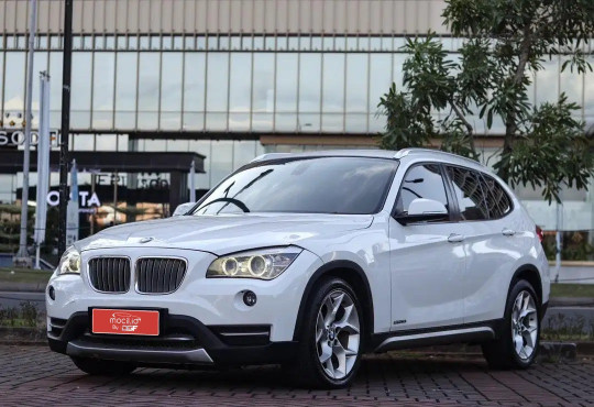 BMW X1 SDRIVE 18i XLINE AT 2013