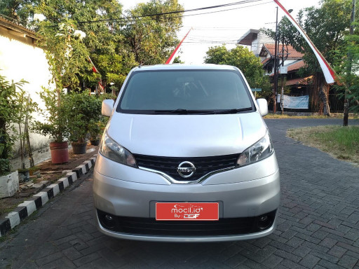 nissan evalia olx