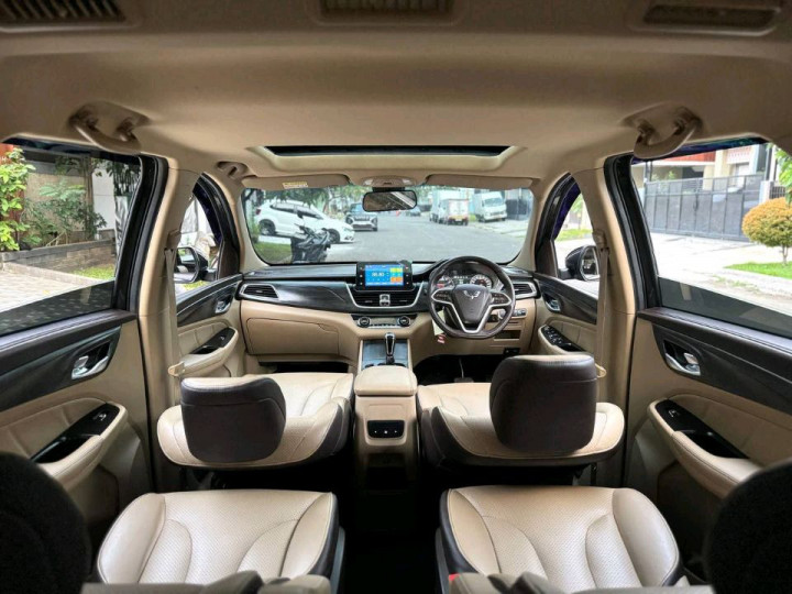 Wuling Confero 1.5L S DVV Luxury Automatic 2019