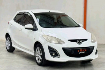 Mazda Mazda2 1.5L R Automatic 2011