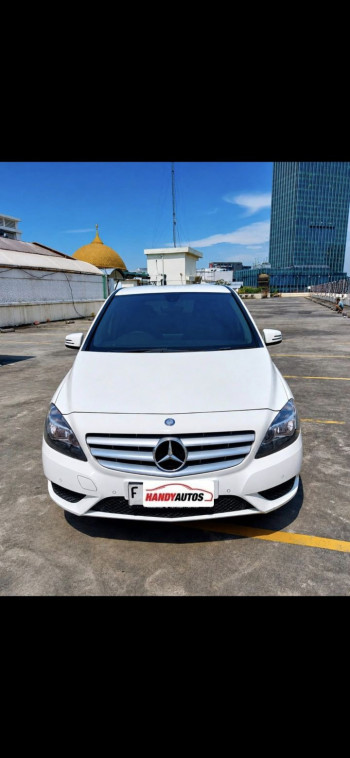 Mercedes-Benz B-Class B200 Automatic 2013