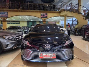 Toyota Camry 2.5L V Automatic 2020