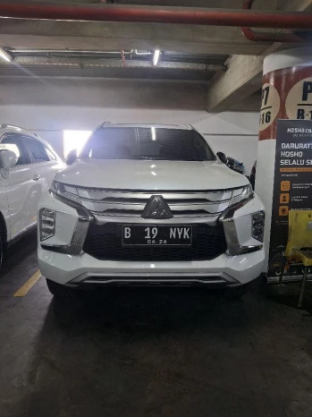 Mitsubishi Pajero Sport 2.4L Dakar 4x2 Automatic 2021