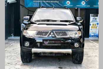 Mitsubishi Pajero Sport 2.4L Dakar 4x2 Automatic 2012