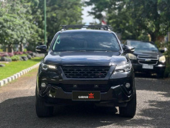 Toyota Fortuner 2.4L VRZ Diesel Automatic 2016