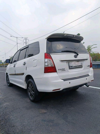 Toyota Innova 2.5L G Diesel Automatic 2013