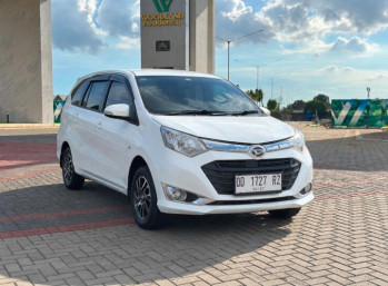 Daihatsu Sigra 1.2L R Manual 2017