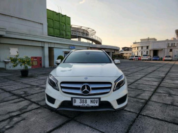 Mercedes-Benz GLA-Class GLA200 Automatic 2016