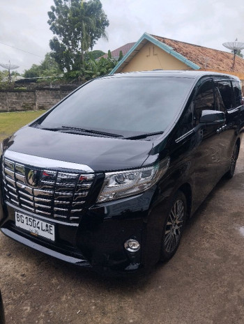 Toyota Alphard 2.4L G Automatic 2016