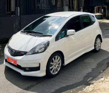 Honda Jazz 1.5L RS Manual 2014