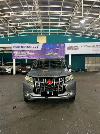Mitsubishi Pajero Sport 2.4L Dakar 4x2 Automatic 2016