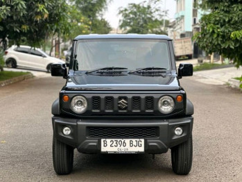 Suzuki Jimny 3-Door MT (Two Tone) Manual 2023