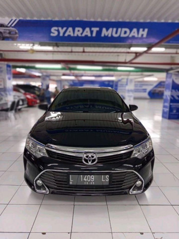 Toyota Camry 2.5L V Automatic 2015
