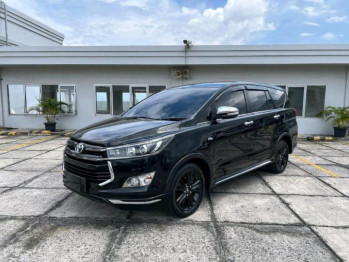 Toyota Innova 2.0L Q Venturer Bensin Automatic 2021