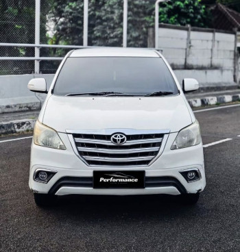 Toyota Innova 2.0L V Bensin Automatic 2014