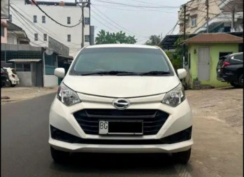 Daihatsu Sigra 1.0L M Manual 2017