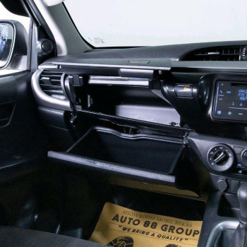 Toyota Hi-Lux DOUBLE CABIN 2.4 G (4X4) M/T DIESEL Manual 2022