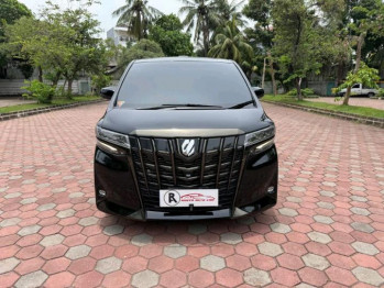 Toyota Alphard 2.5L G Automatic 2018