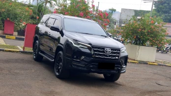 Toyota Fortuner 2.8L GR Sport 4x2 Automatic 2024