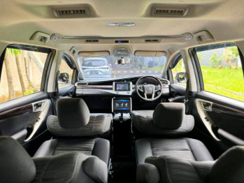 Toyota Innova 2.0L Q Venturer Bensin Automatic 2017
