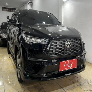 Toyota Innova 2.0L Q HV  Modellista Zenix Automatic 2022