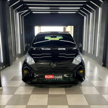 Daihatsu Sigra 1.0L D Manual 2023