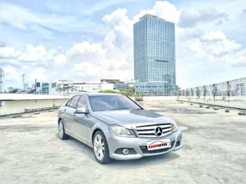 Mercedes-Benz C-Class C200 Automatic 2011
