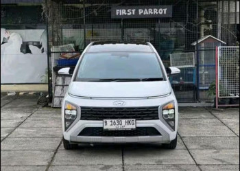 Hyundai Stargazer 1.5L Prime AT Capt. Seat Automatic 2023