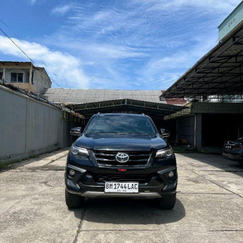 Toyota Fortuner 2.4L VRZ TRD Diesel Automatic 2018