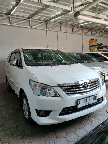 Toyota Innova 2.5L G Diesel Automatic 2013