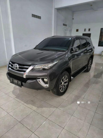 Toyota Fortuner 2.4L VRZ Diesel Automatic 2016