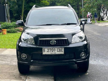 Toyota Rush 1.5L G Automatic 2013