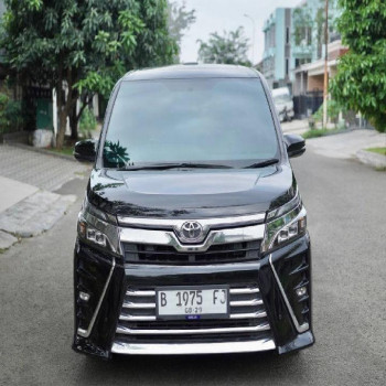 Toyota Voxy 2.0L Automatic 2019